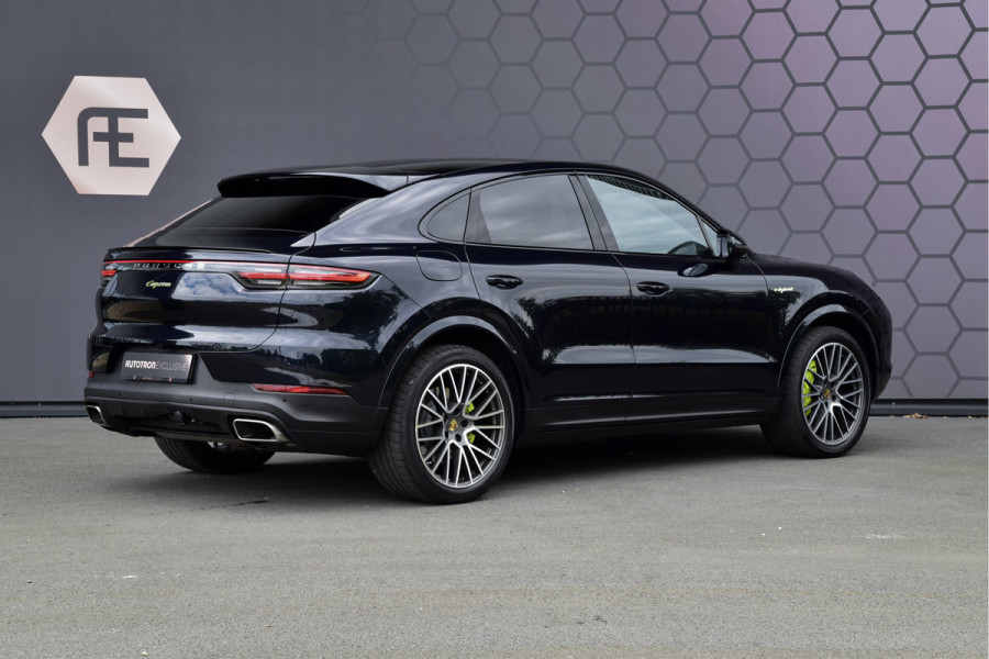 Porsche Cayenne Coupé 3.0 E-Hybrid | ACHTERASBESTURING | BOSE | DAB | ADAPTIVE LUCHTVERING | SFEERVERLICHTING | ELEC. TREKHAAK | STOELVERWARMING | HEA