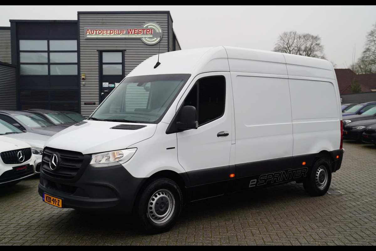 Mercedes-Benz eSprinter ESprinter L2H2 41 kWh | Schuifdeur | 3 pers | Stoelverwarming | Climatronic | CAMERA | NAP | excl btw