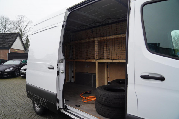 Mercedes-Benz eSprinter ESprinter L2H2 41 kWh | Schuifdeur | 3 pers | Stoelverwarming | Climatronic | CAMERA | NAP | excl btw