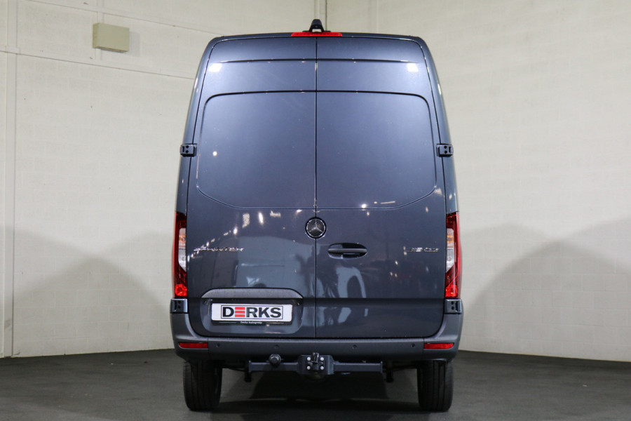 Mercedes-Benz Sprinter 319 CDI L2 H2 Airco Navigatie 3.5T Trekhaak Camera Adap. Cruise