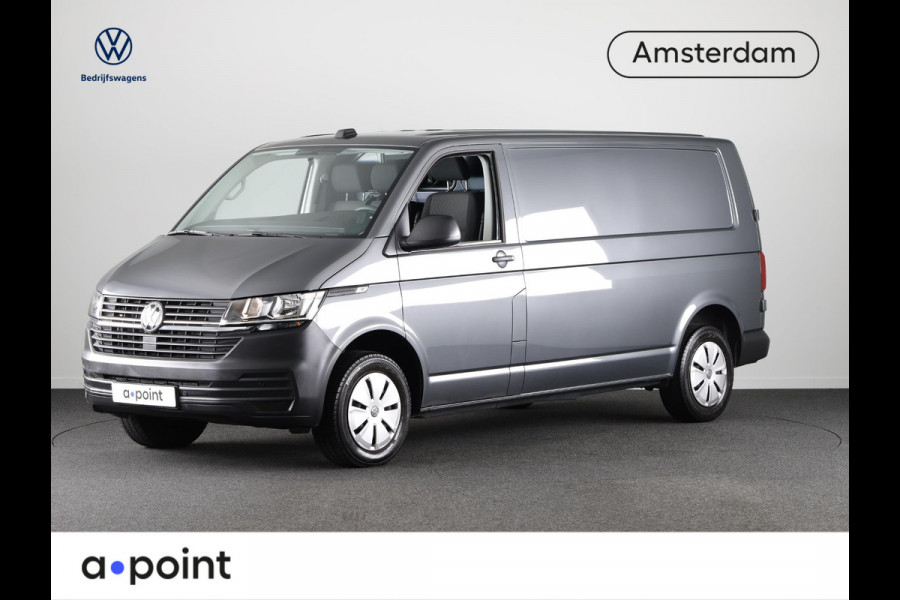 Volkswagen Transporter 2.0 TDI L2H1 Comfortline 150 pk | Navigatie | Trekhaak (afneembaar) | Parkeersensoren | Stoelverwarming |