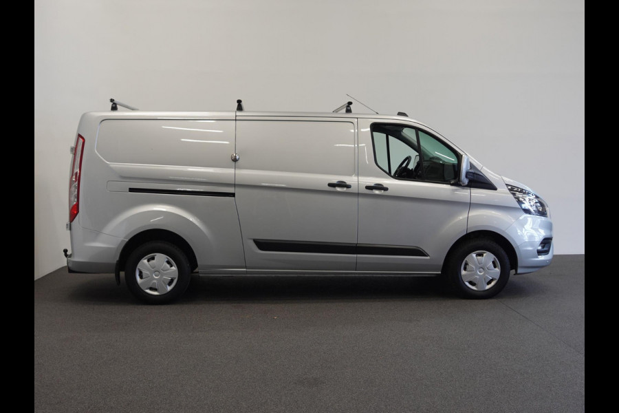 Ford Transit Custom 131pk L2H1 Trend Trekhaak Airco Cruise control Parkeersensoren Dakdragers 3-Zits Euro6