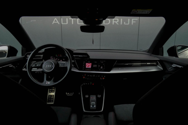 Audi A3 Sportback 40 TFSI e Advanced edition | S-LINE | RS SPORTSTOELEN | S3 DIFFUSER | ADAPTIVE CRUISE CONTROL