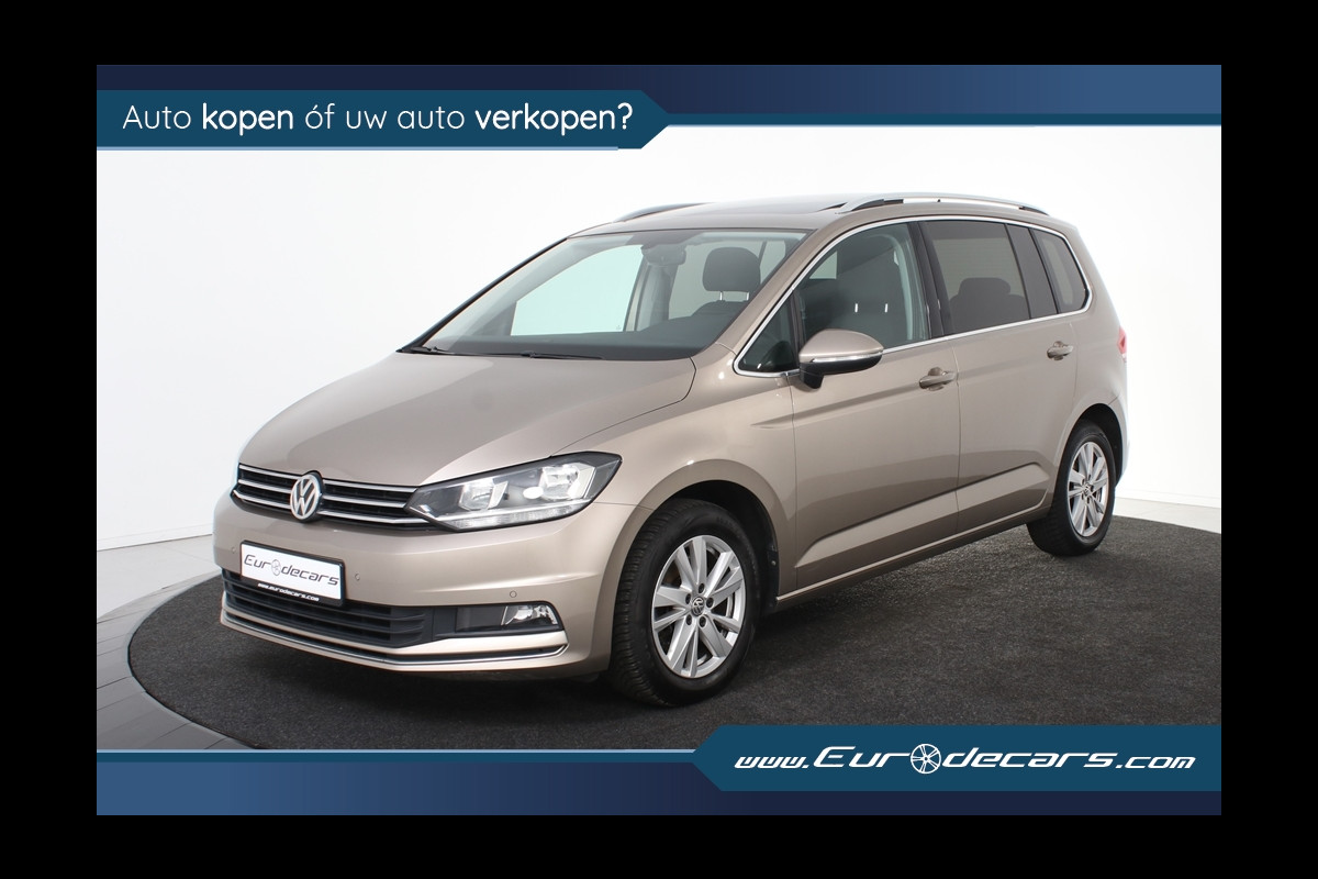 Volkswagen Touran 1.5 TSI Highline *1ste Eigenaar*Panoramadak*Trekhaak*