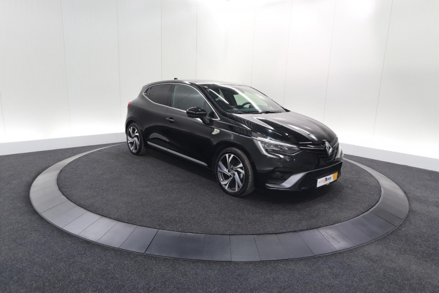 Renault Clio 1.6 E-Tech Hybrid 140 R.S. Line | 360 Camera | Apple Carplay | 9.3 Inch Groot Scherm | Sportstoelen