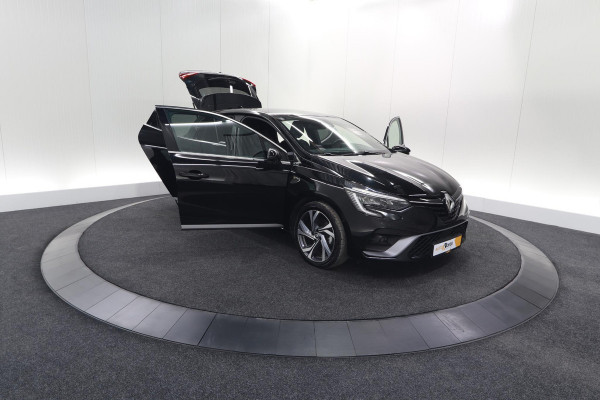 Renault Clio 1.6 E-Tech Hybrid 140 R.S. Line | 360 Camera | Apple Carplay | 9.3 Inch Groot Scherm | Sportstoelen