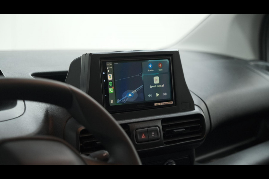 Peugeot Partner 1.5 BlueHDi 100 S&S L1 | Trekhaak | Camera | Apple Carplay | Vloerplaat