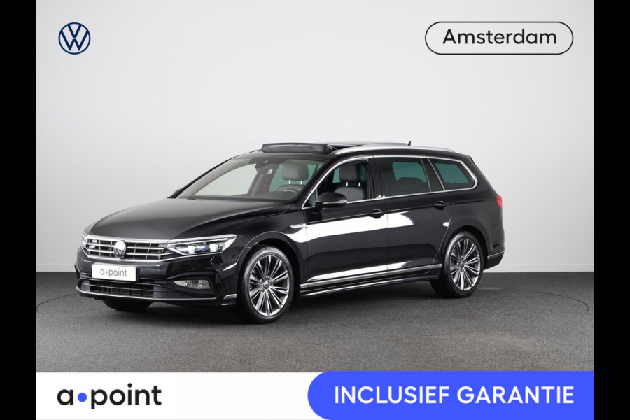 Volkswagen Passat Variant 1.5 TSI Elegance Business R 150 pk Automaat (DSG) | Verlengde garantie | Navigatie | Panoramadak | Elektr. trekhaak | Parkeersensoren | Achteruitrijcamera | Stoelverwarming |