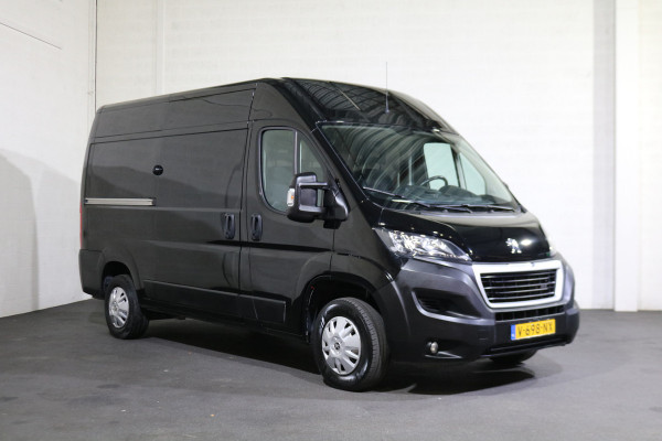 Peugeot Boxer 2.0 BlueHDI 130pk L2 H2 Airco Navigatie Camera Trekhaak