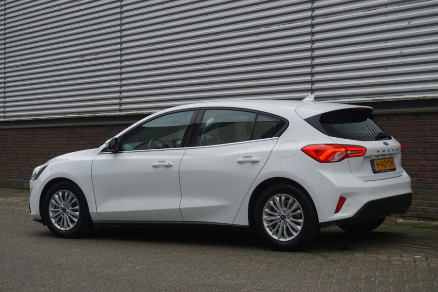 Ford Focus 1.0 EcoBoost 125PK Titanium Business Winter-Pack/Rijklaarprijs!