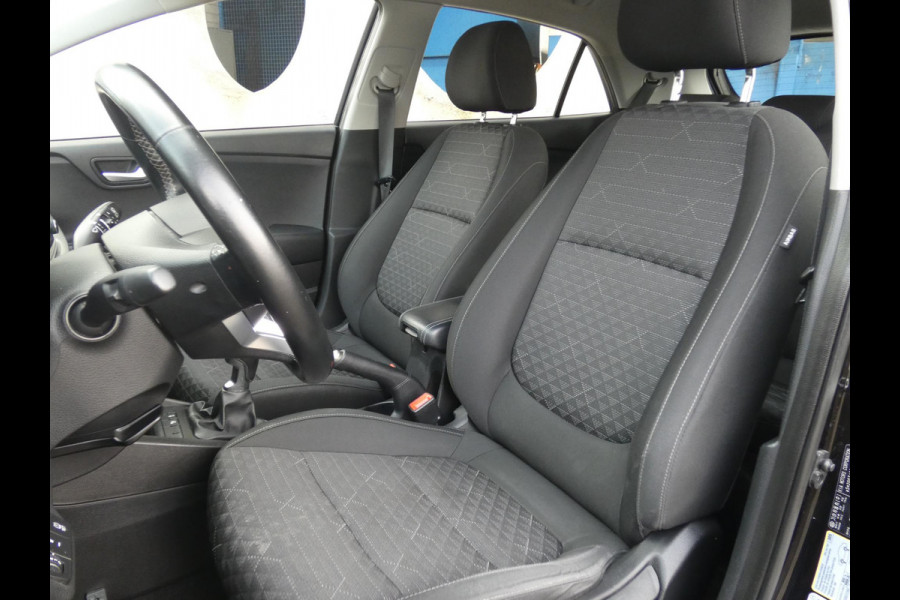 Kia Rio 1.0 TGDI DynamicLine | NAVIGATIE | ACHTERUITRIJCAMERA |