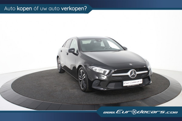 Mercedes-Benz A-Klasse 180 *1ste Eigenaar*Leer*360 Camera*Ambiente*