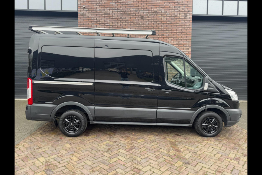 Ford Transit 290 2.0 TDCI L2H2 / Trekhaak / 3-Persoons / PDC voor + achter / RVS Imperial + Trap / LED-Laadruimte / 1e Eigenaar