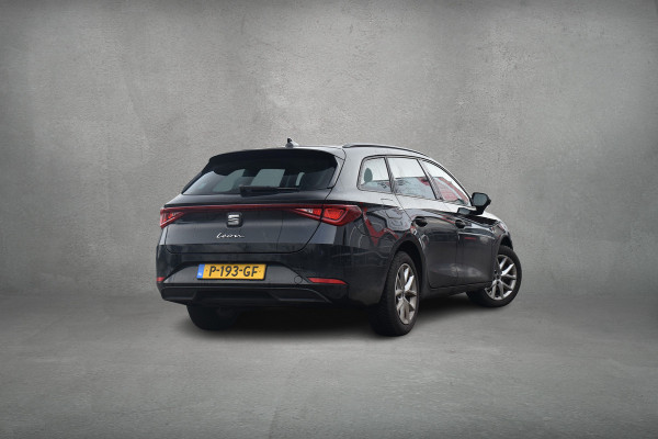 Seat Leon Sportstourer 1.0 eTSI Style Business Intense | Automaat | Apple CarPlay | Virtual | Camera