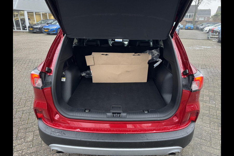 Ford Kuga 2.5 PHEV Titanium 225pk | Driver Assistance Pack | Wegklapbare trekhaak | Technology Pack | AGR Stoelen incl. Half leder | Winterpack | Verlengde fabrieksgarantie tot 02-2028