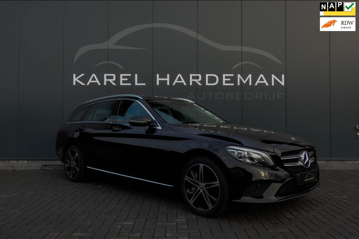 Mercedes-Benz C-Klasse Estate 300 e Premium Plus Pack | AFNEEMBARE TREKHAAK | SFEERVERLICHTING | APPLE CARPLAY/ANDROID AUTO