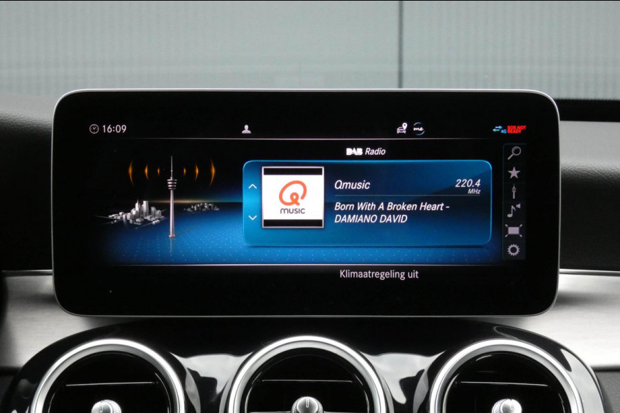 Mercedes-Benz C-Klasse Estate 300 e Premium Plus Pack | AFNEEMBARE TREKHAAK | SFEERVERLICHTING | APPLE CARPLAY/ANDROID AUTO