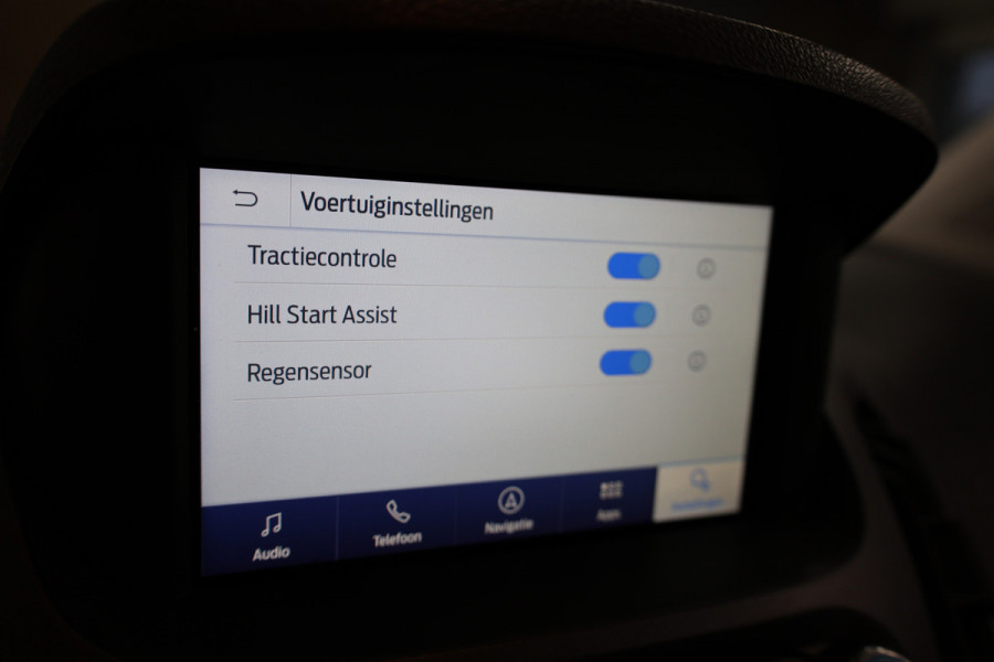 Ford Transit Courier 1.0 Limited | BPM & BTW Vrij | Navigatie | CarPlay | Camera | Trekhaak | Airco | Climate control | PDC V+A | Marge | Nieuwe APK | Onderhoudsbeurt