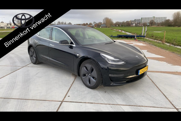 Tesla Model 3 Long Range AWD 75 kWh 350 PK! | Navigatie |