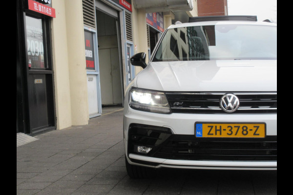 Volkswagen Tiguan 2.0 TSI 4Motion R-Line Virtual Camera Trekhaak Pano