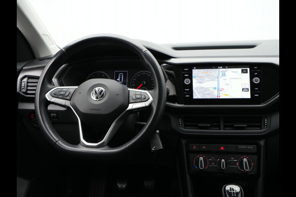 Volkswagen T-Cross 1.0 TSI 95pk Life Navigatie Trekhaak Pdc Airco Carplay Side assist 235