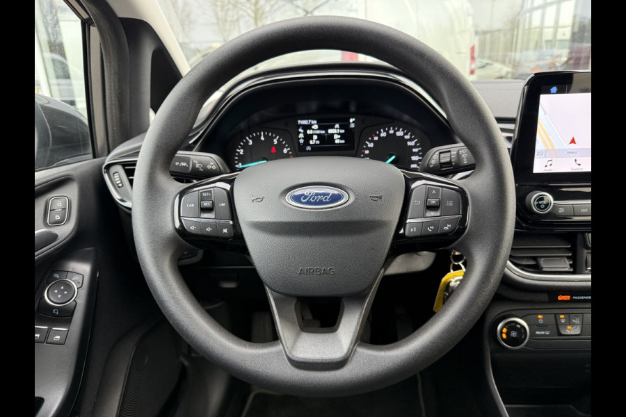 Ford Fiesta 1.1 Trend | NL-auto | Leder | Cruisec. | PDC | Navi | Carplay