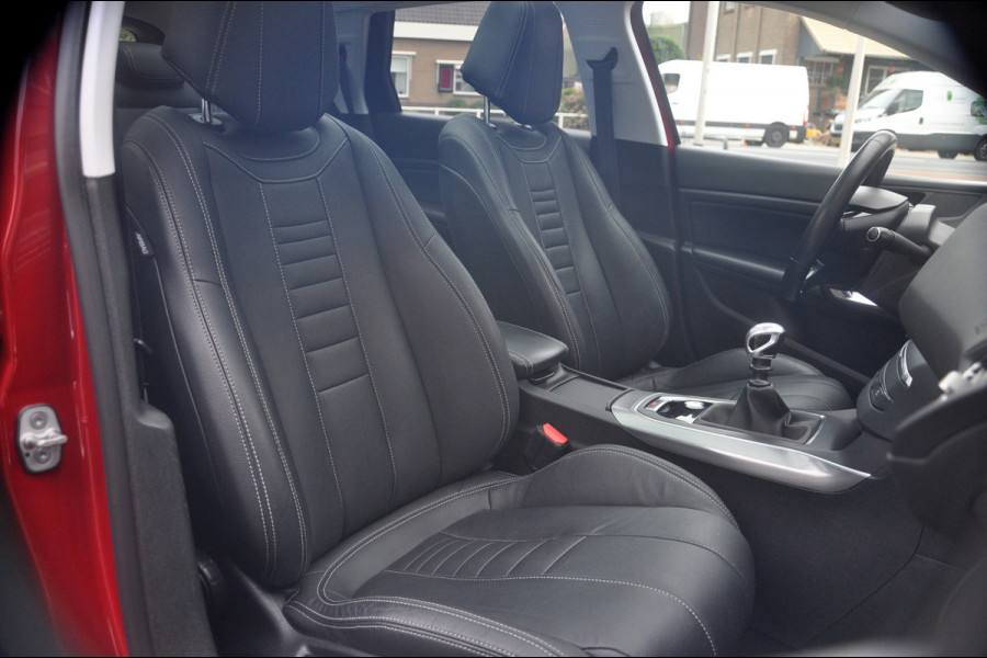 Peugeot 308 SW 1.2 PureTech Allure | Leder | Camera | Panoramadak