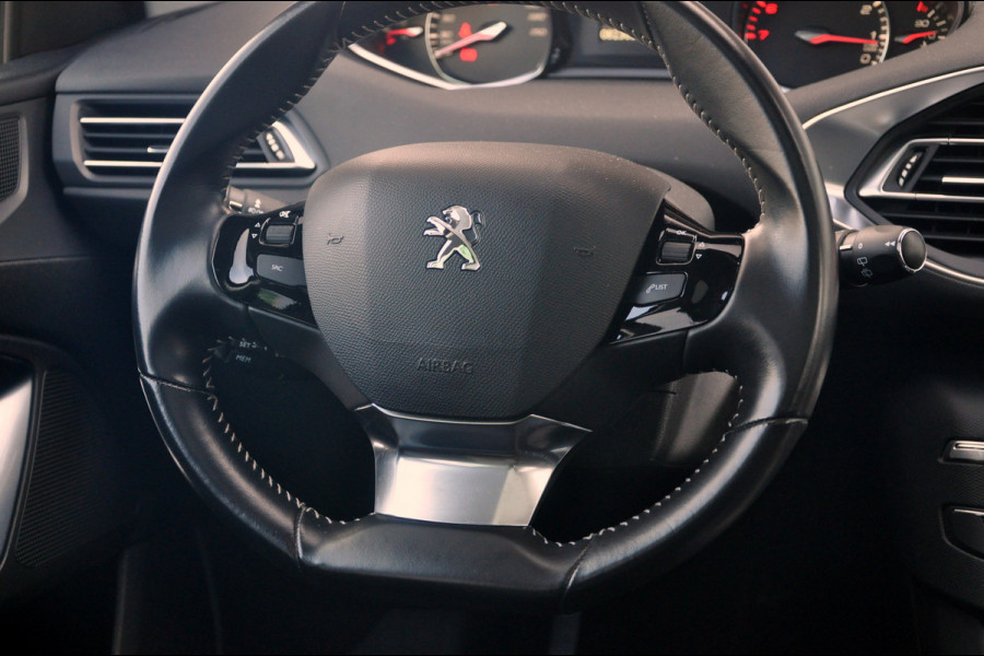 Peugeot 308 SW 1.2 PureTech Allure | Leder | Camera | Panoramadak