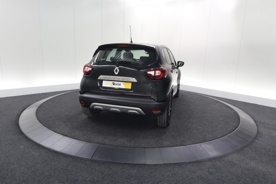 Renault Captur TCe 90 Intens | Lage Kilometerstand | Parkeersensoren | Navigatie | Climate Control