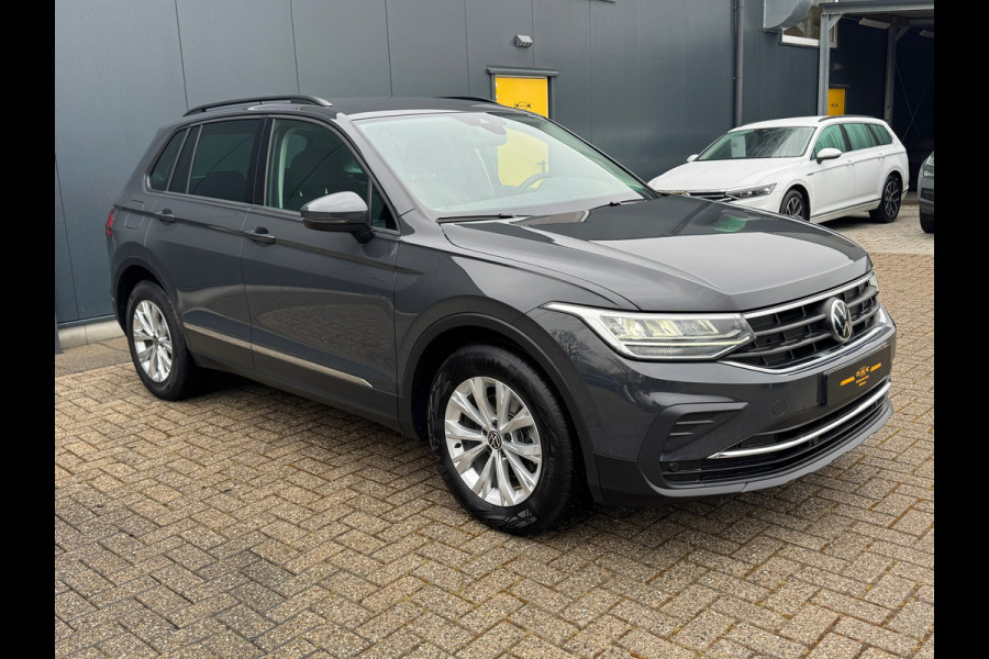 Volkswagen Tiguan 1.5 TSI * Facelift * Ergo stoel * Automaat * Apple car play * Stoelverw *