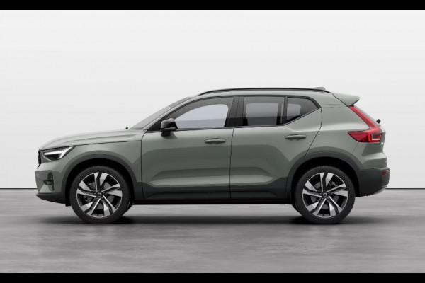 Volvo XC40 B4 197PK Plus Dark / Navigatie / Camera / Adaptieve Cruisecontrol / Elektrische stoelen / Lighting / 20'' LM Velgen /