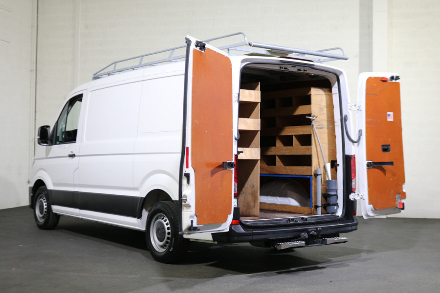 Volkswagen Crafter 2.0 TDI 140pk L3 H2 Airco Imperiaal Trap Trekhaak 3.000kg