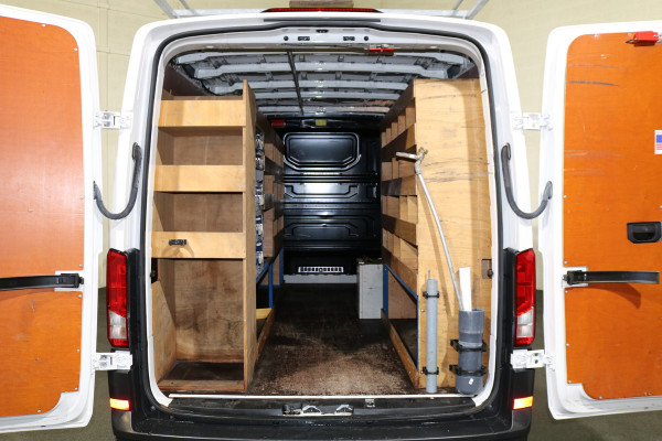 Volkswagen Crafter 2.0 TDI 140pk L3 H2 Airco Imperiaal Trap Trekhaak 3.000kg