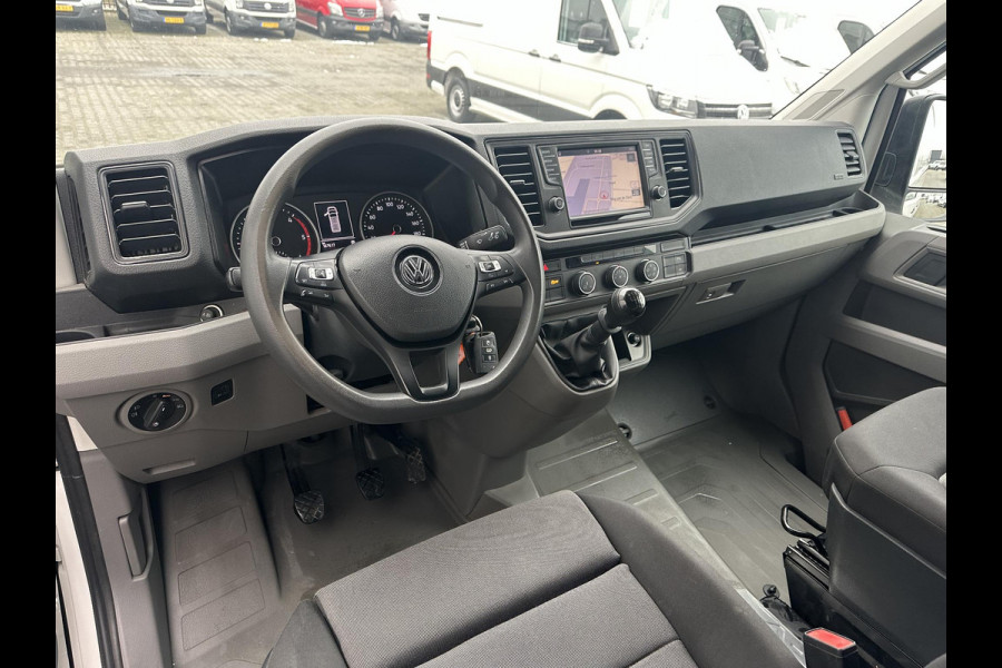 Volkswagen Crafter 35 2.0 TDI L3H3*A/C*CRUISE*NAVI*3000KG HAAK*