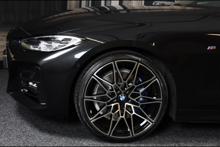 BMW 4 Serie Coupé 430i M Line High Executive / Acc / Digital Cockpit / Leder / F1 / Navi / Ecc / Elek Pakket / Camera / Led / 20 I