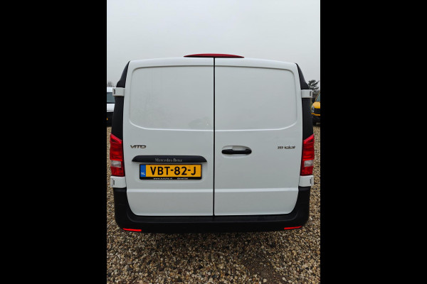 Mercedes-Benz Vito 111 CDI Lange uitvoering , Euro 6 , Apk dec. 2025, Mooie bus. Cruise controle , PDC