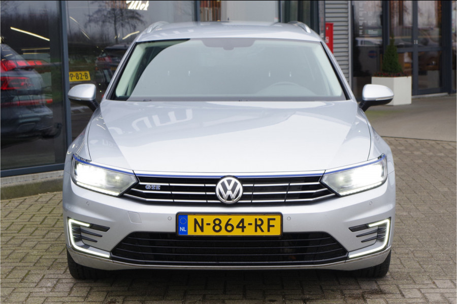 Volkswagen Passat Variant 1.4 TSI PHEV GTE 218 PK Highline, Afn. Trekhaak, Adap. Cruise Control, Camera