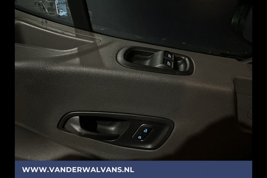 Ford Transit 2.0 TDCI 130pk L4H3 Jumbo Euro6 Airco | Camera | Navigatie | Apple Carplay | Cruisecontrol Android Auto, Parkeersensoren, Verwarmde voorruit, Stoelverwarming, Bijrijdersbank