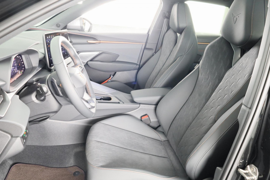 CUPRA Terramar 1.5 TSI e-Hybrid Business 204pk | Panoramadak | Senheisser Sound | Elek. verstelbare stoelen incl. memory | 19 inch |