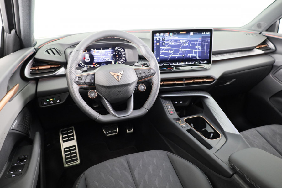 CUPRA Terramar 1.5 TSI e-Hybrid Business 204pk | Panoramadak | Senheisser Sound | Elek. verstelbare stoelen incl. memory | 19 inch |