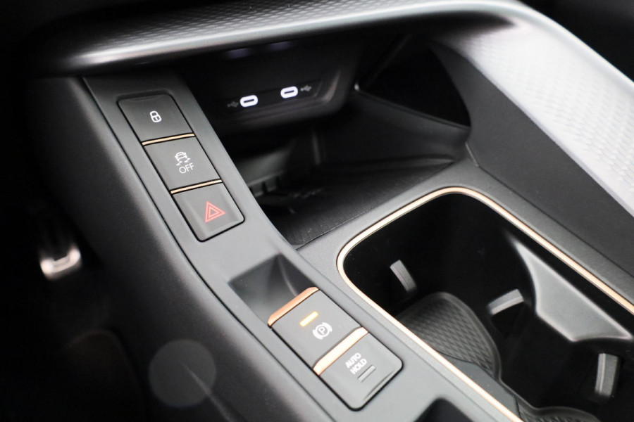 CUPRA Terramar 1.5 TSI e-Hybrid Business 204pk | Panoramadak | Senheisser Sound | Elek. verstelbare stoelen incl. memory | 19 inch |