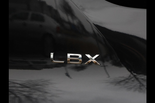 Lexus LBX Elegant 2WD | Tech Pack | Leder | El. Achterklep
