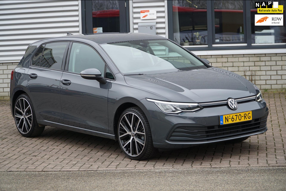 Volkswagen Golf 1.0 eTSI Life EERSTE EIGENAAR