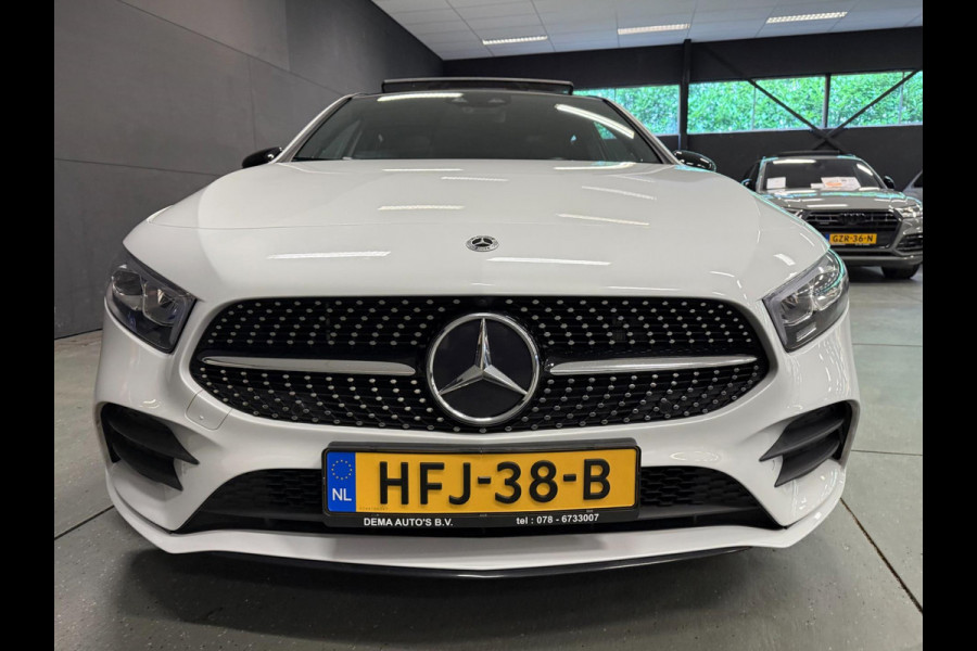 Mercedes-Benz A-Klasse 250 e AMG Limited PANO/CAM/BURMESTER/SFEERVERL/M-STOELEN///