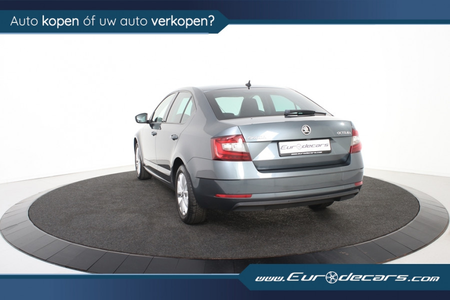 Škoda Octavia Ambition *1ste Eigenaar*Navigatie*Stoelverwarming*