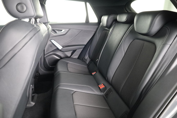 Audi Q2 35 TFSI S Edition 150 pk S-tronic | Verlengde garantie | Navigatie | Parkeersensoren achter | Adaptieve cruise control | Autom. airco | Matrix LED koplampen | S-line |