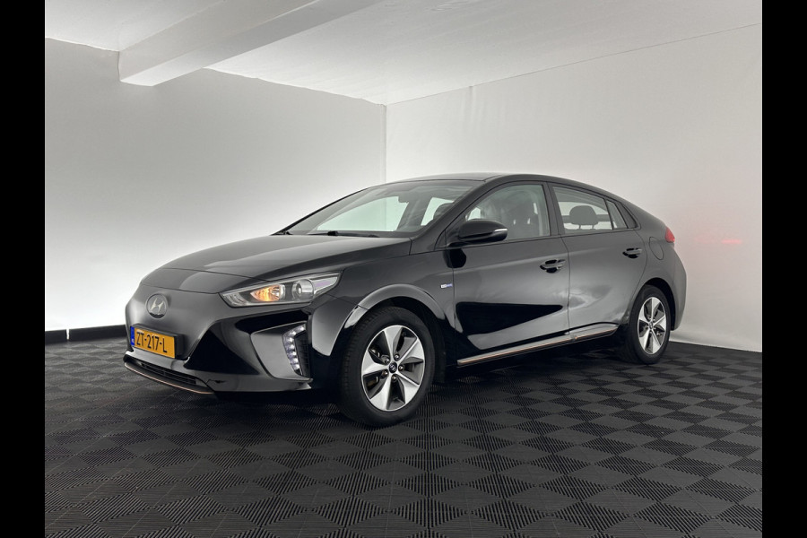 Hyundai IONIQ Comfort EV Aut. *INFINITY-AUDIO | NAVI-FULLMAP | CAMERA | CCS-FASTLOADER | LANE-ASSIST | ADAPTIVE-CRUISE | KEYLESS | SHIFT-PADDLES | PDC | CARPLAY |  DAB+ | COMFORT-SEATS | 16"ALU*