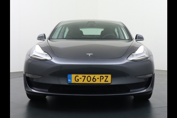 Tesla Model 3 Long Range 75kWh 463PK 18" Full-Self-Driving-Computer 3 Telefoon-Sleutel Premium Audio 4wd  19" Lmv AutoPilot Panoramadak Camera Stoel en achterbank verwarming Keyless Electr.Stoelen+Memory+Easy-Entry WiFi Origineel Nederlandse auto Grootste accu, Tot 16,5kwh thuis laden. Accu garantie 10-12-2027 / 192.000km