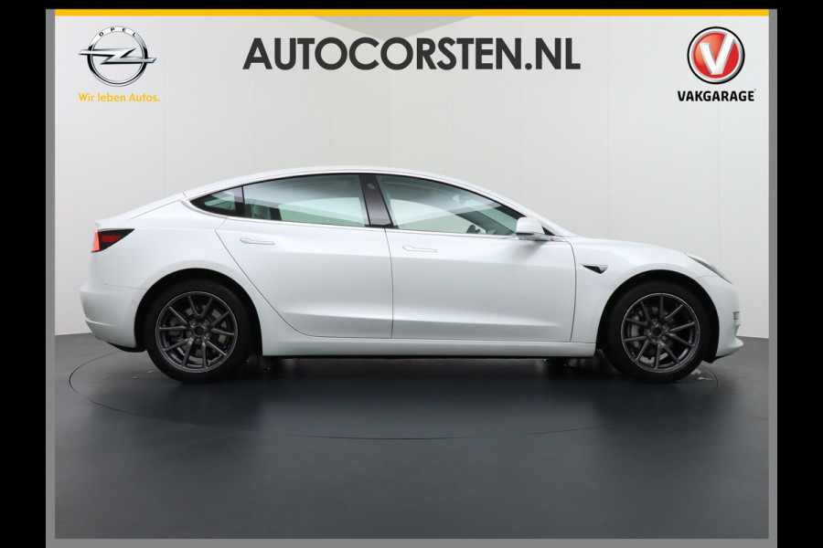 Tesla Model 3 Long Range 75kWh 463PK Trekhaak Ivory-Int. FSD Full Self Driving Computer-3 Premium Audio 4wd Leer AutoPilot Panoramadak Camera' Stoel en achterbank verwarming Keyless Electr.Stoelen+Memory+Easy-Entry WiFi Origineel Nederlandse auto Grootste accu, Tot 16,5kwh thuis laden. Afneembare Trekhaak 1.000kg trekvermogen