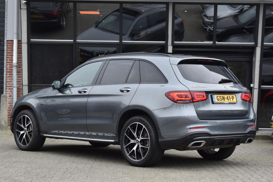 Mercedes-Benz GLC 300e 4MATIC Premium Plus Pano AMG Memory